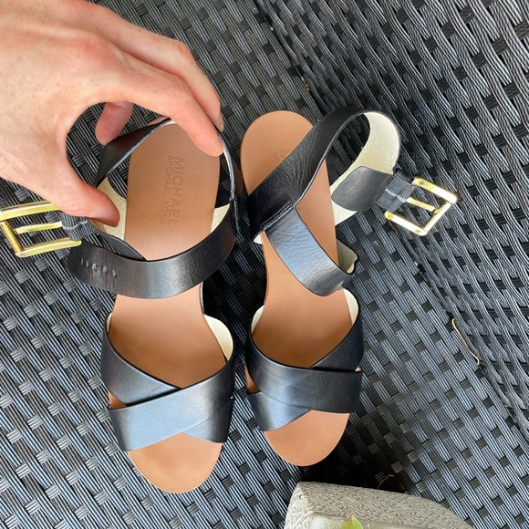 Michael Kors women’s sandals - Picture 2 of 7